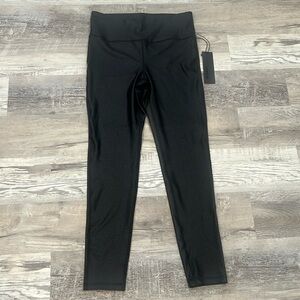 Mono B Black Foil Highwaist Leggings size L NWT